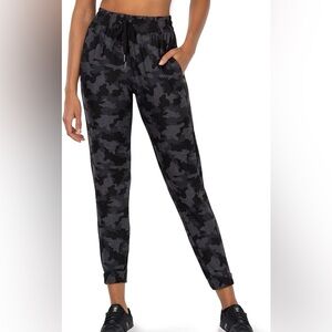 Kyodan Day-To-Day Energize Camo Joggers